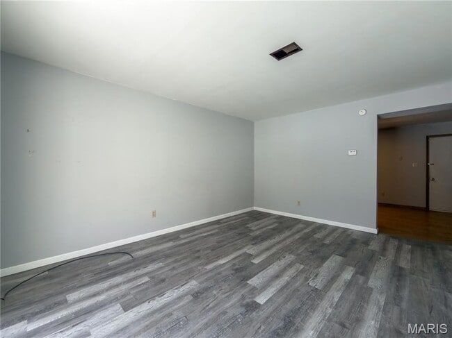 Building Photo - 3004 Pembroke Ln