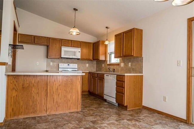 Building Photo - 11818 W Wilkinson Ct