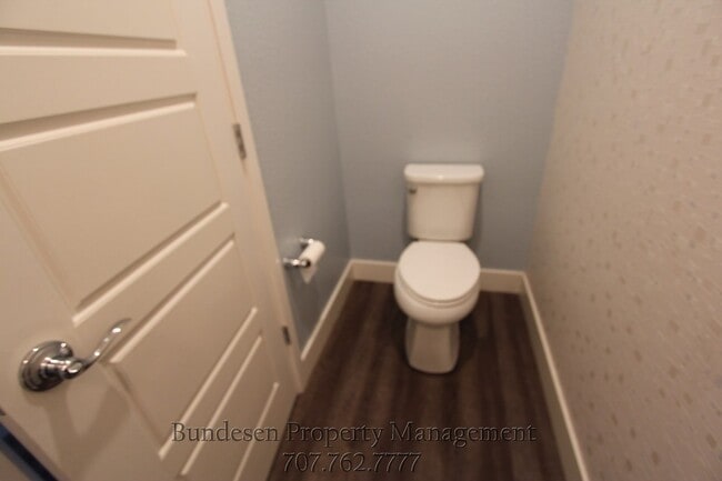 Building Photo - 5350 Kelliann Pl