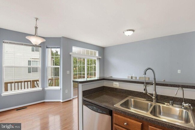 Building Photo - 2366 Huntington Station Ct