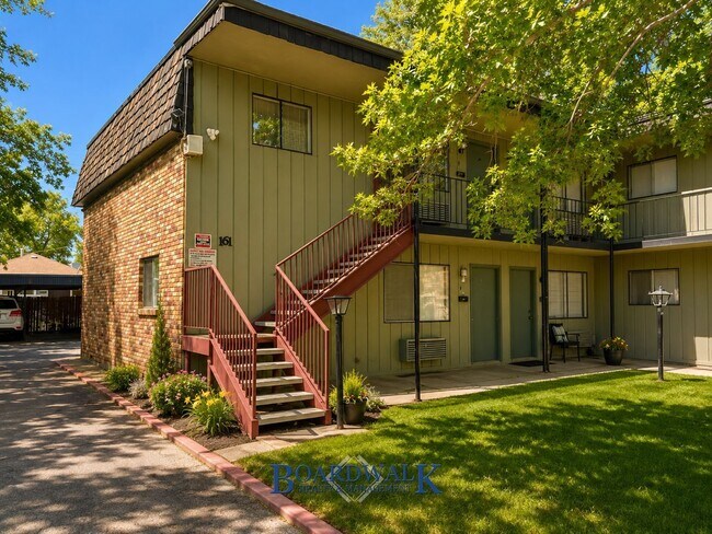 Building Photo - 161 Beryl Ave