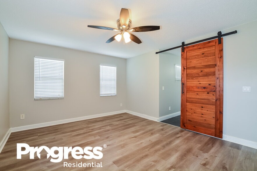 Building Photo - 1029 Kelsey Ave