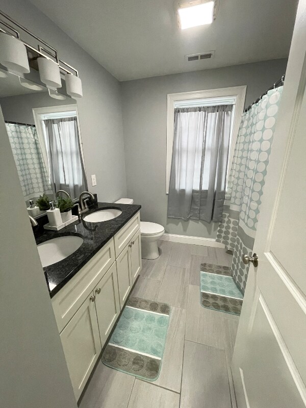 Building Photo - 158B Beacon St