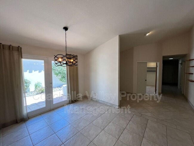 Building Photo - 43851 Vía Granada