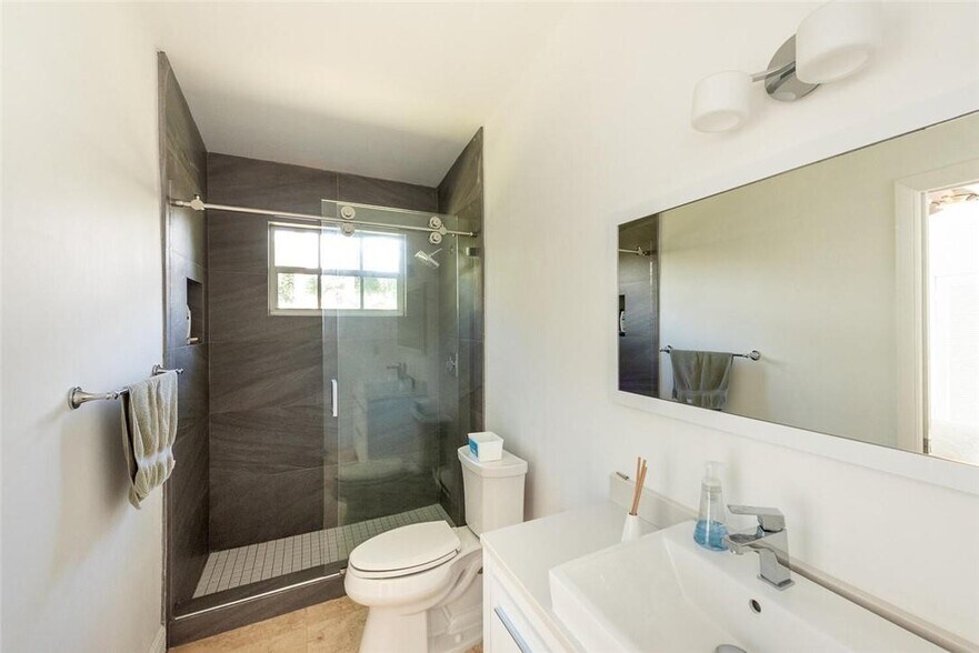 Building Photo - 6205 SW 108th St