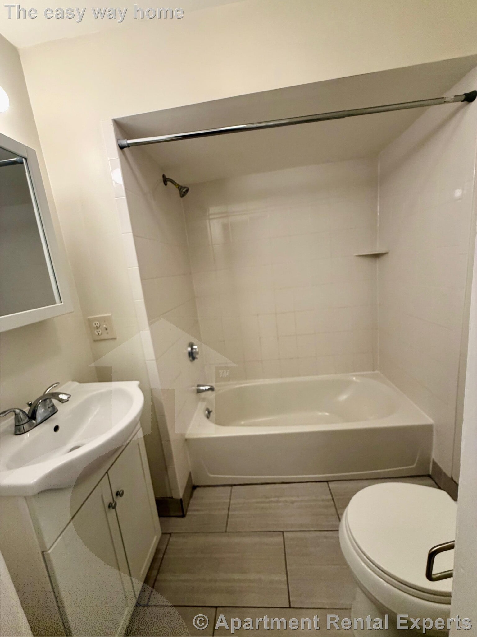 Building Photo - 45 Florence St