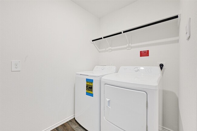 Building Photo - 3715 Axyl Run Ct