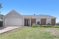 Building Photo - 3516 Glenview Dr