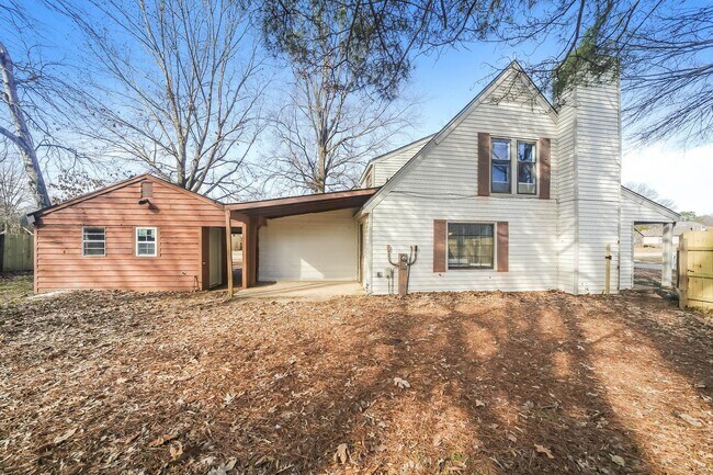 Building Photo - 6145 Shadowfall Cove