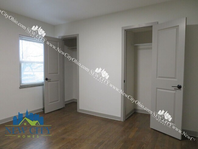 Building Photo - Newly Renovated Apartment Building