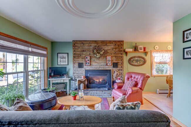 Building Photo - 3004 White Birch Ln