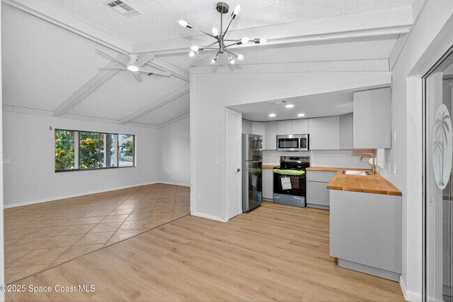 Building Photo - 458 Freeman Rd NW