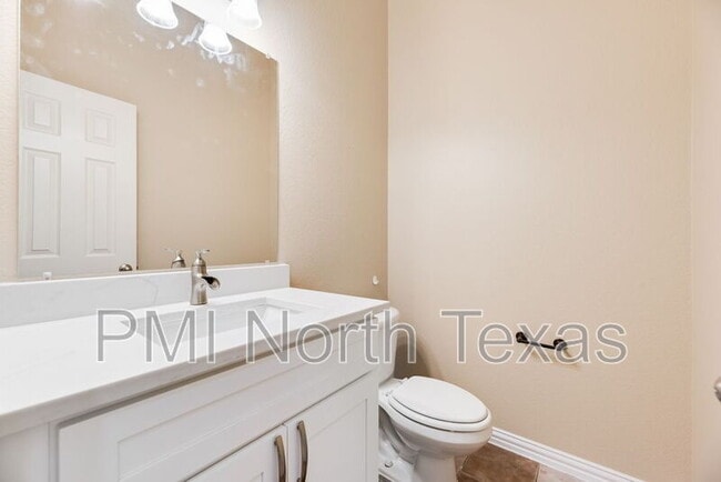 Building Photo - 2673 Pine Trail Dr