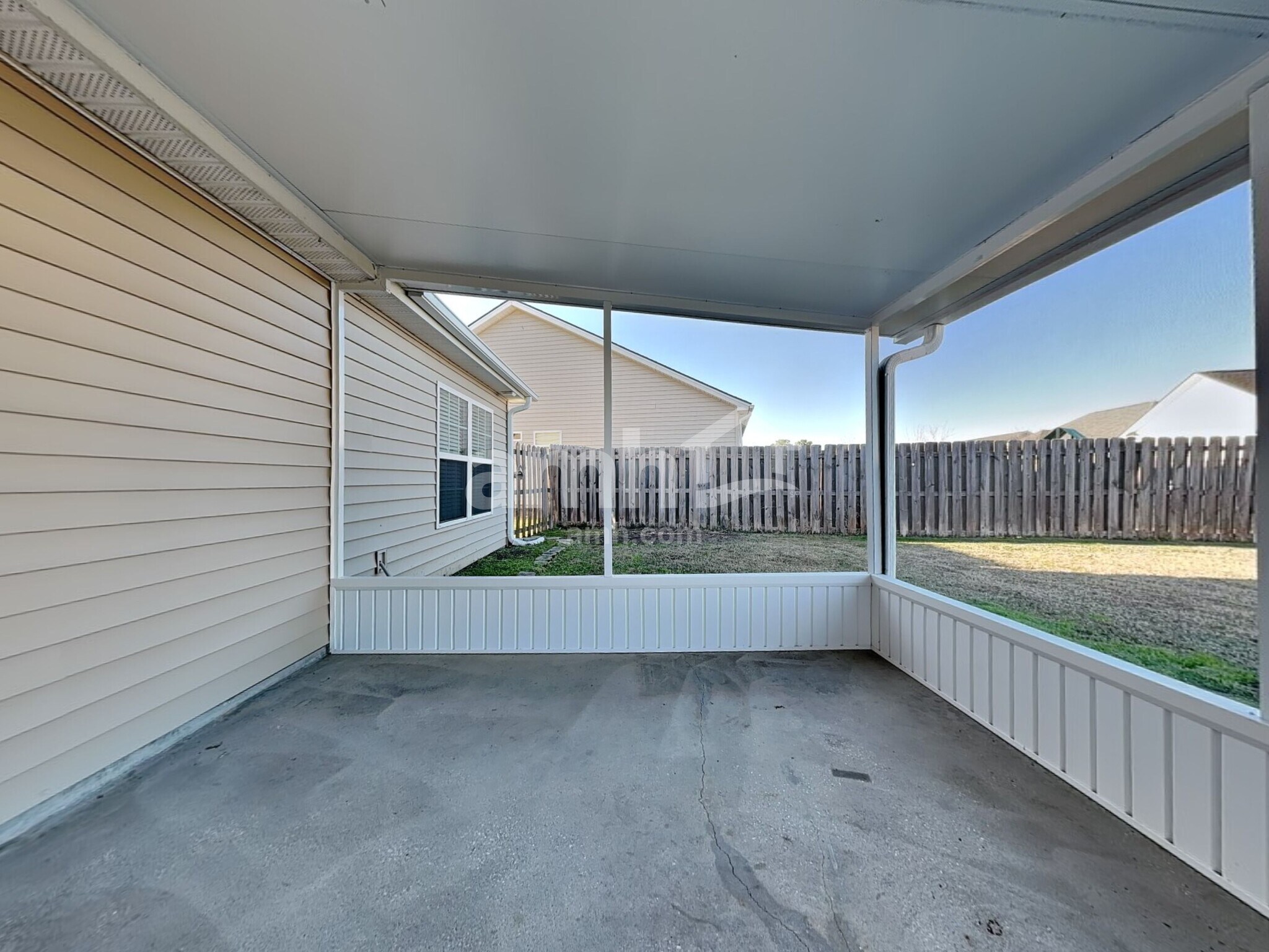 Building Photo - 163 Willow Point Cir