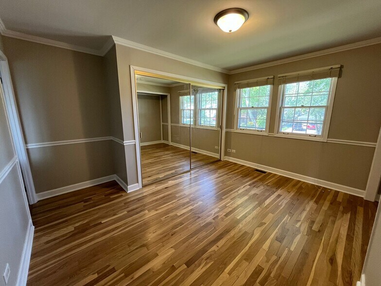 Master Bedroom - 21W185 22nd St