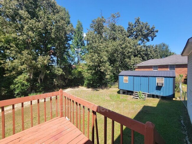 Building Photo - 1846 S Barton Dr