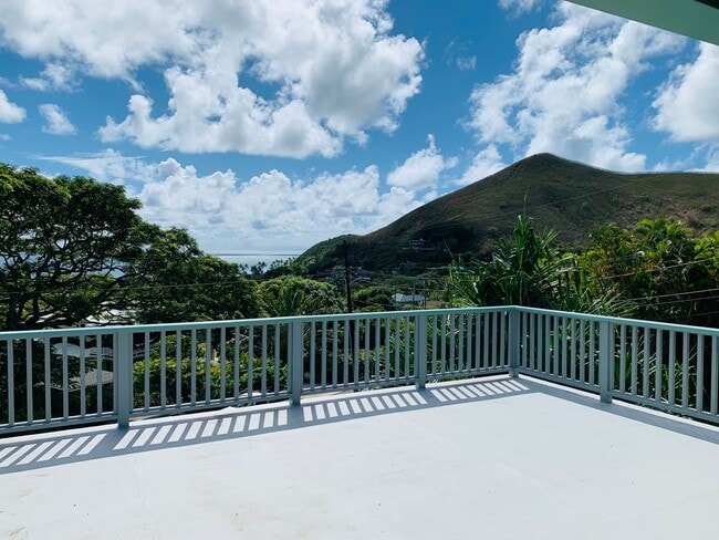 Building Photo - Breathtaking Ocean & Mokulua Island Views