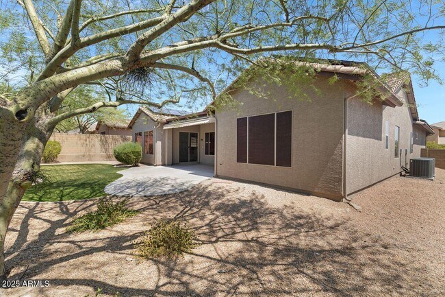 Building Photo - 2268 W River Rock Trail
