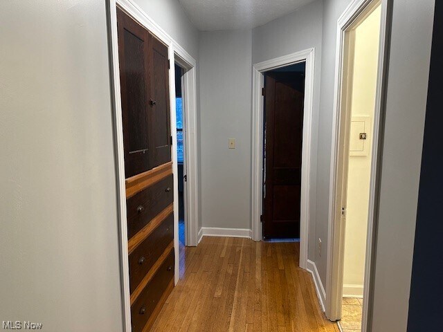 Building Photo - 14223 Glenside Rd