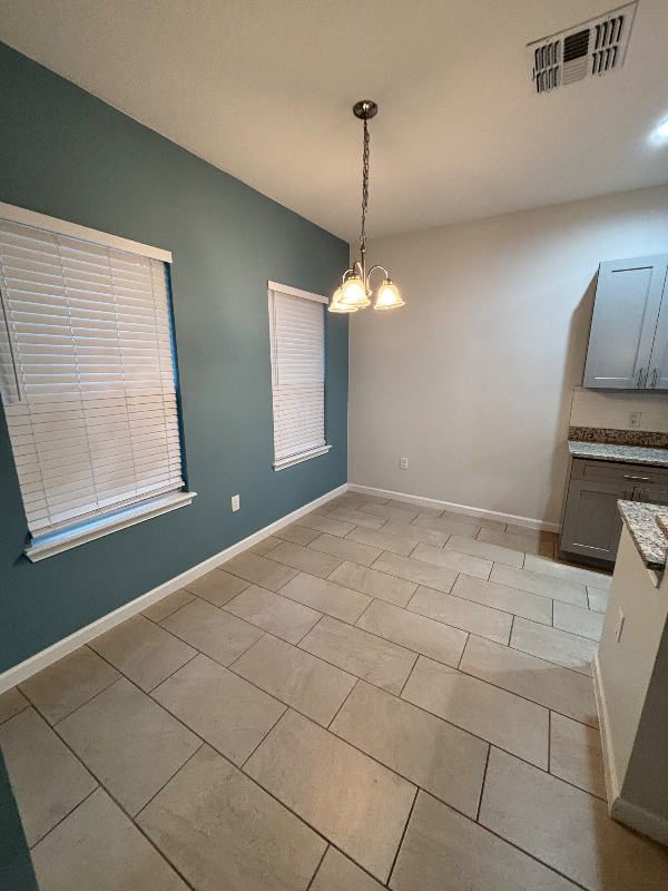 Building Photo - 900 Lakefront Village Dr