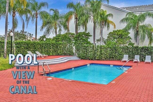 Building Photo - 2803 N Oakland Forest Dr