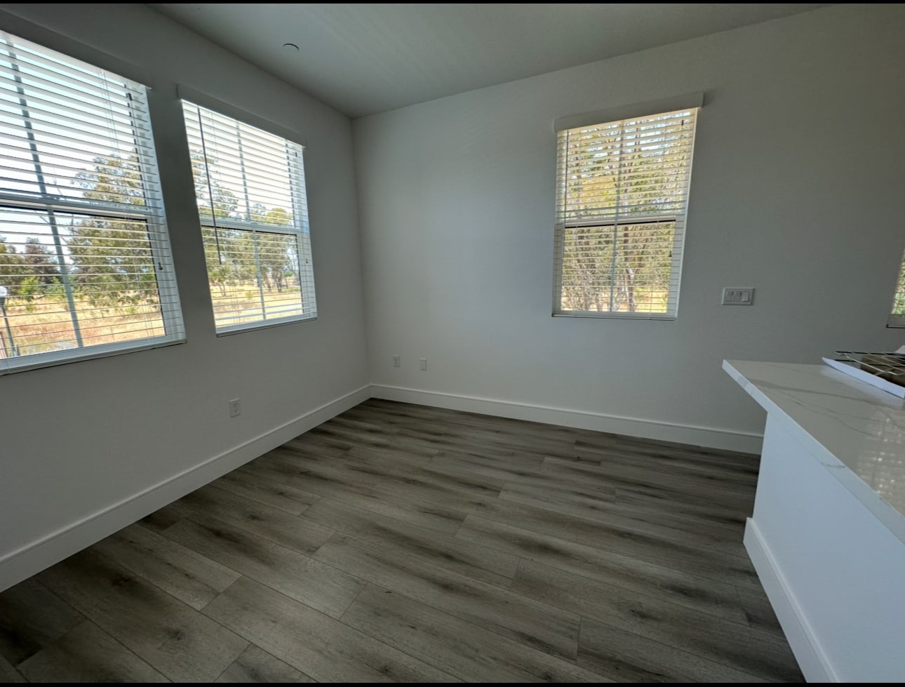 Building Photo - 2277 Versaro Dr