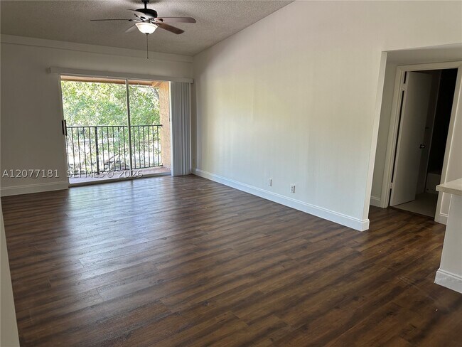 Building Photo - 10757 Cleary Blvd