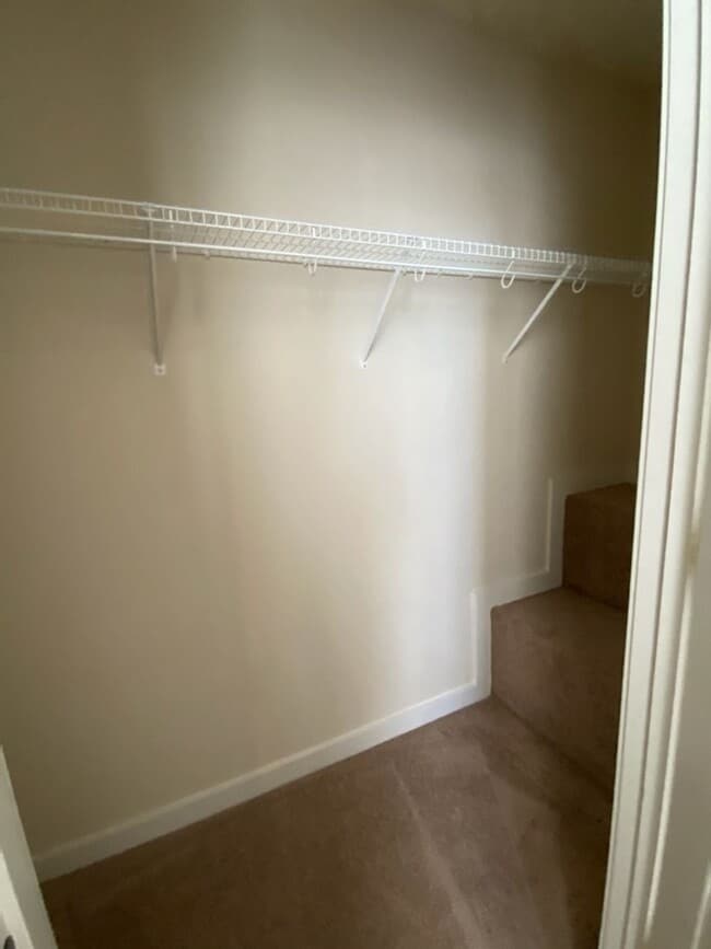 Building Photo - Modern Beacon Hill Townhouse