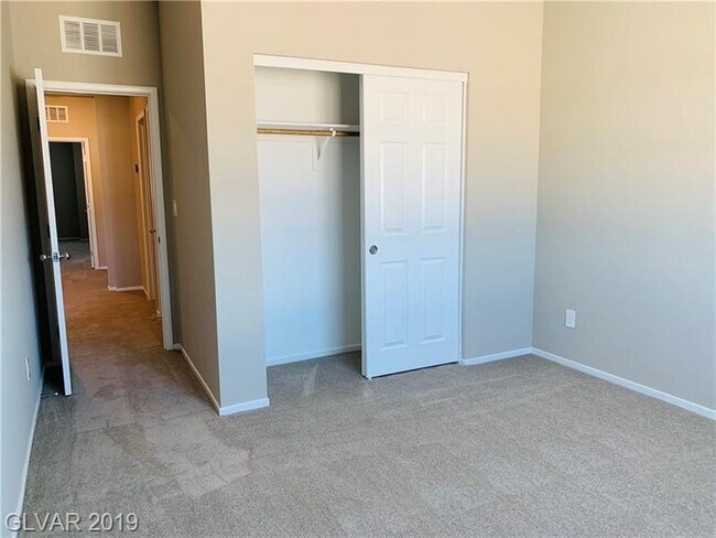 Building Photo - Amazing 2 story townhouse for lease!