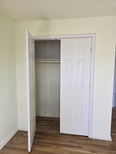 Building Photo - 179 Orchard St