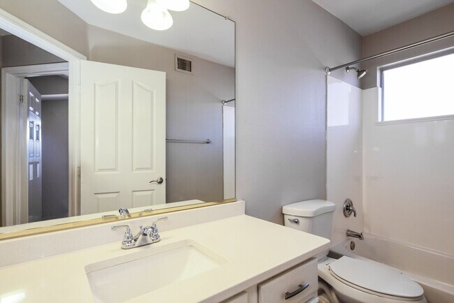 Building Photo - 1937 N 127th Ave