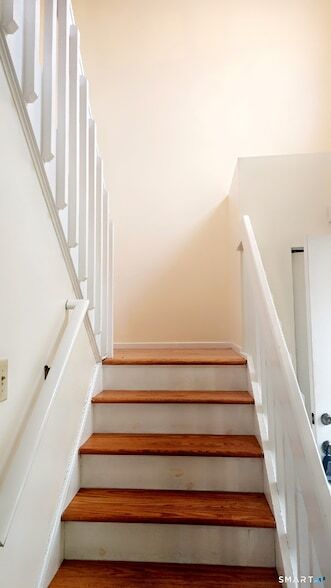 Building Photo - 20 Apple Way