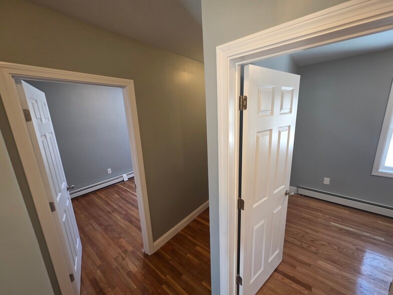 Building Photo - 14 Seagirt Ave