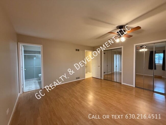 Building Photo - 609 Pinecroft Dr