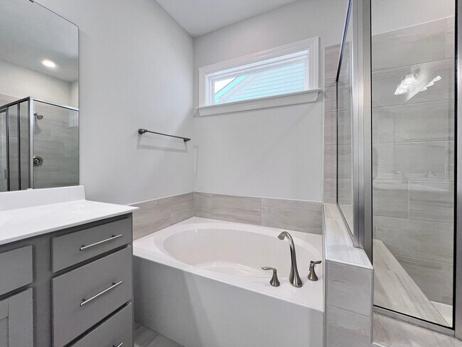 Building Photo - 360 Canyon Gap Wy