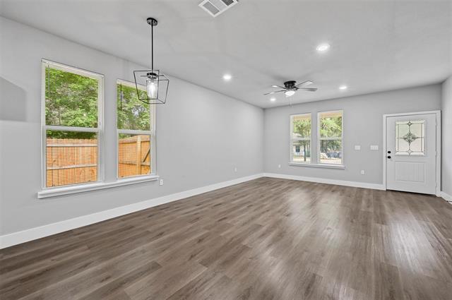 Building Photo - 6147 Shawnee Dr