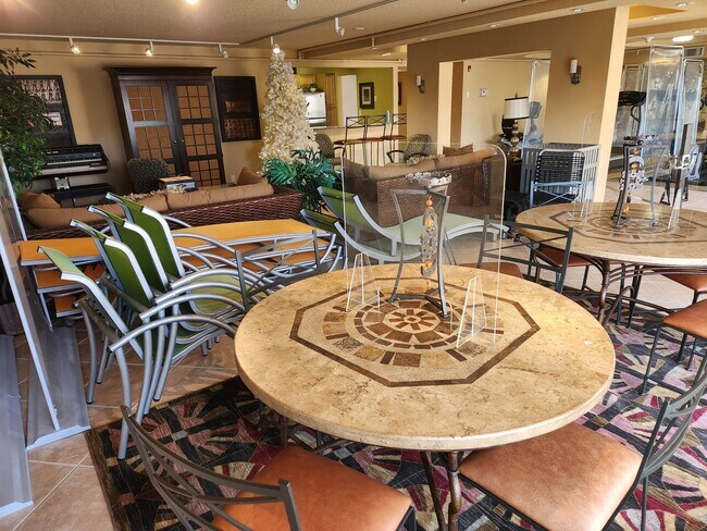 Building Photo - 1000 Spanish River Rd