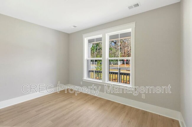 Building Photo - 120 Black Stilt Wy