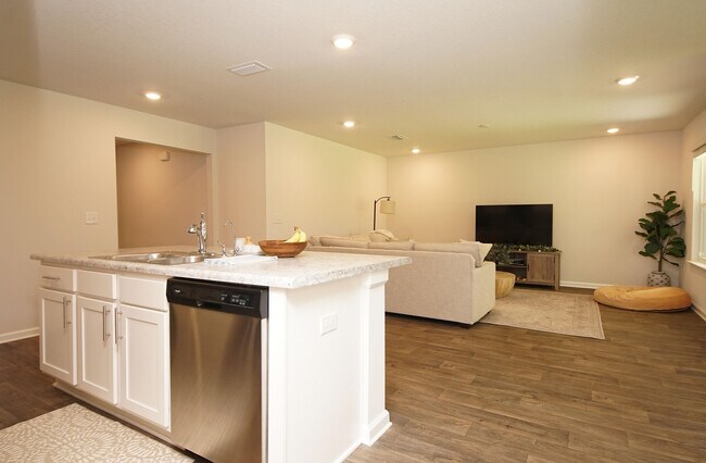 Building Photo - 334 This Way