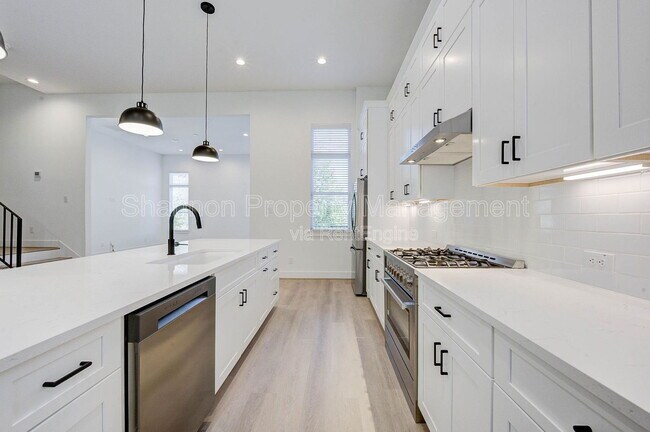 Building Photo - 1823 Prospect St