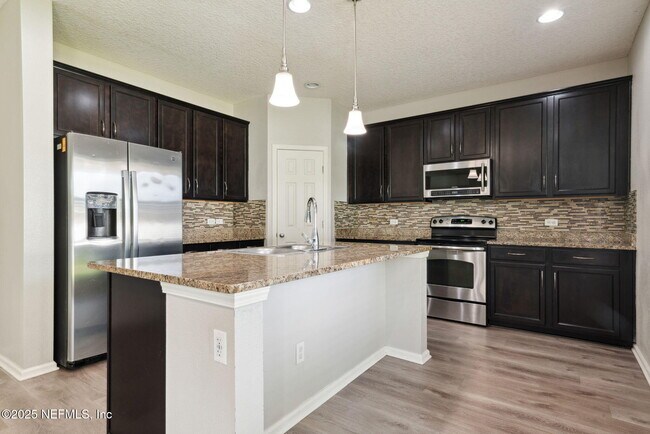 Building Photo - 1425 Royal Dornoch Drive