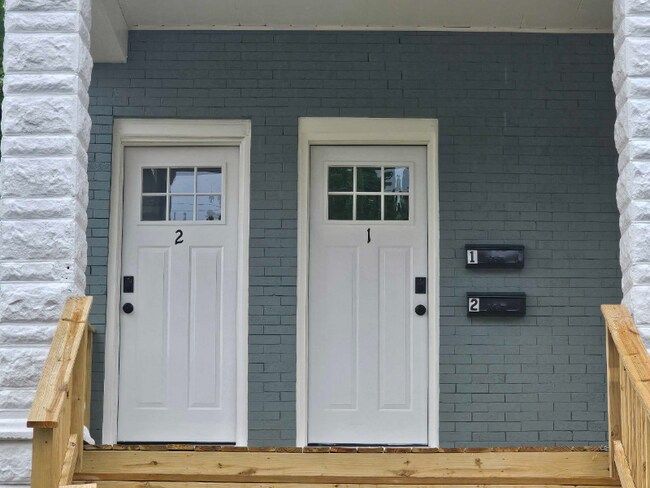 Building Photo - 1560 Dixmont Ave