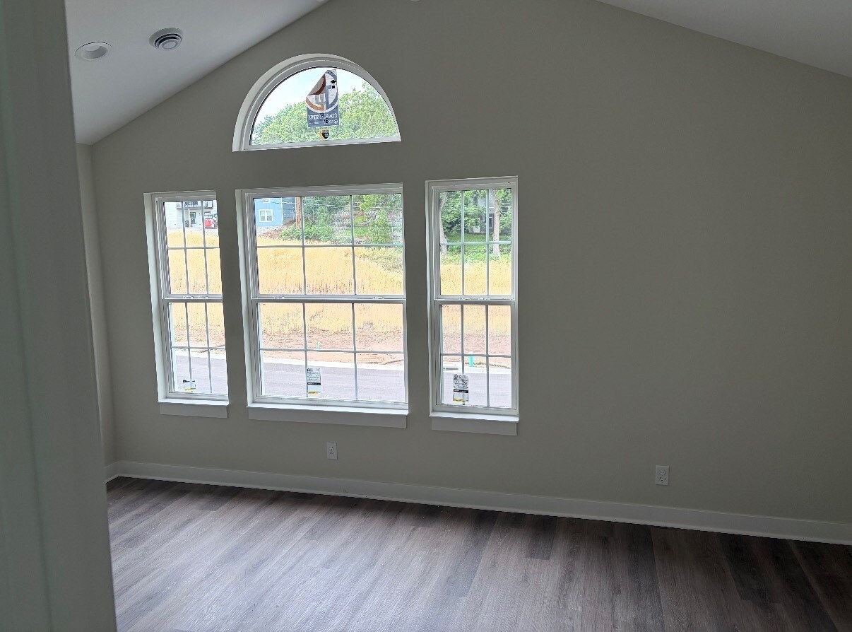 Master Bedroom - 712 N 1st St