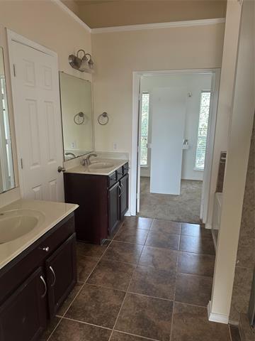 Building Photo - 2347 Shackleford Tr