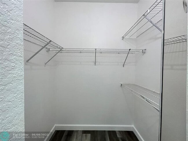 Building Photo - 604 NW 170th Terrace