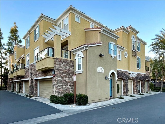 Building Photo - 1007 Terra Bella