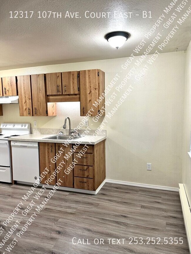 Building Photo - 12317 107th Ave Ct E