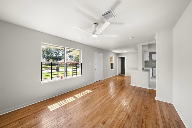 Building Photo - 3121 Chimira Ln