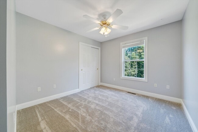 Building Photo - 575 Oak Tree Blvd NW