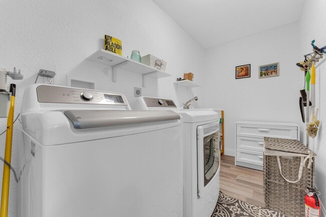 Building Photo - 11120 Sangria Ct